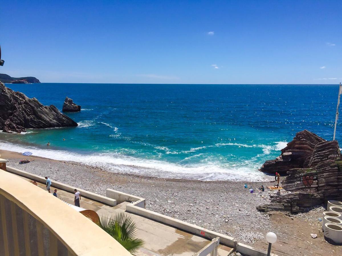 Beach Apartment Rafailovici Ngoại thất bức ảnh