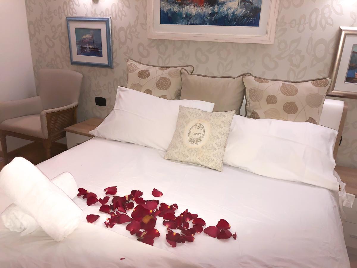 Beach Apartment Rafailovici Ngoại thất bức ảnh
