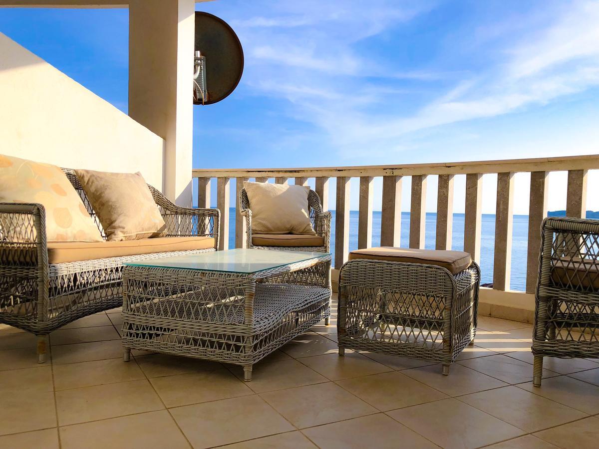 Beach Apartment Rafailovici Ngoại thất bức ảnh