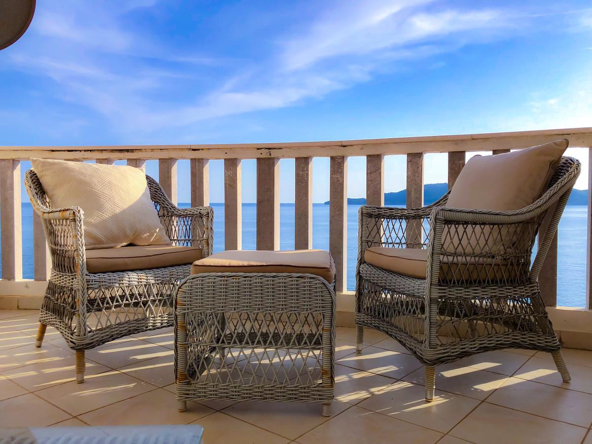 Beach Apartment Rafailovici Ngoại thất bức ảnh
