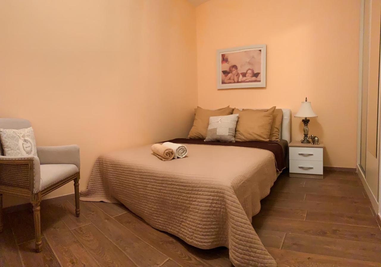 Beach Apartment Rafailovici Ngoại thất bức ảnh